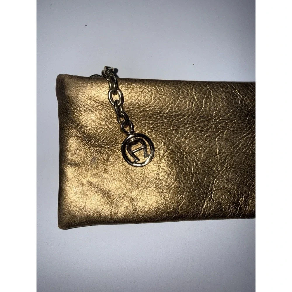 Vintage Etienne Aigner Vintage Purse Pouch‎ or Clutch Gold Zipper L